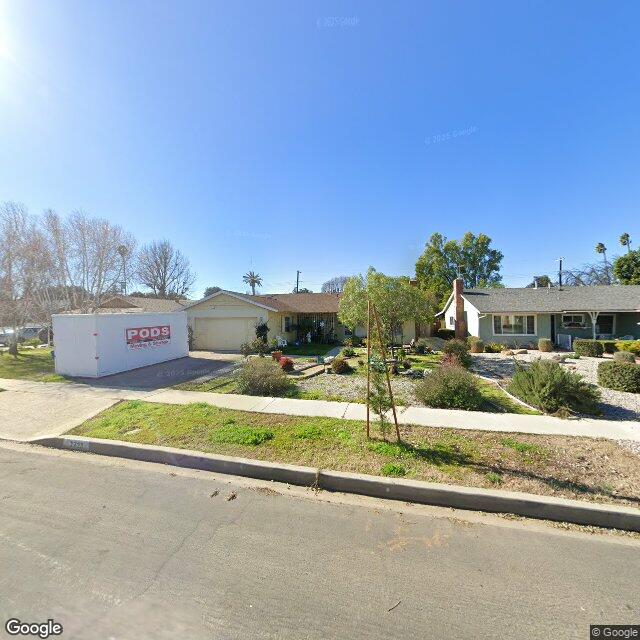 photo of 7723 CAPISTRANO AVE LOS ANGELES CA 91304