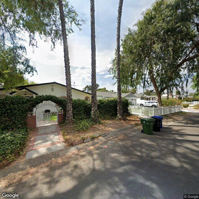 photo of 4807 PLACIDIA AVE LOS ANGELES CA 91601