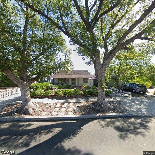 photo of 4830 SANCOLA AVE LOS ANGELES CA 91601