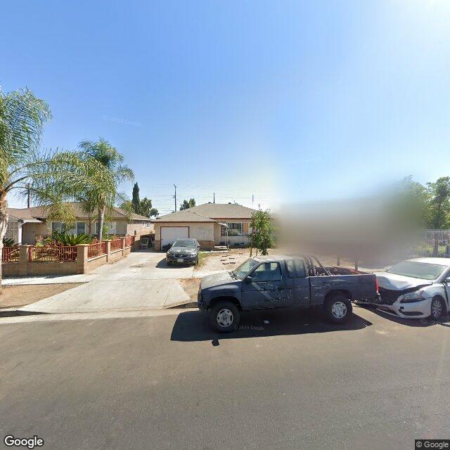 photo of 10844 LULL ST LOS ANGELES CA 91352