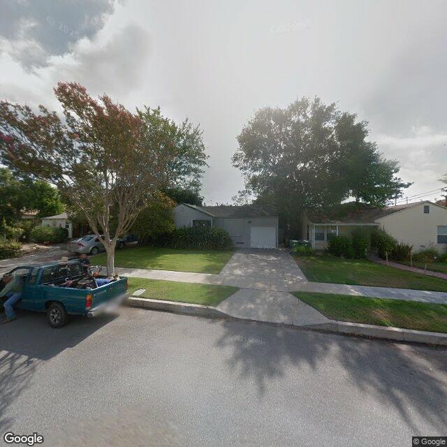 photo of 5420 AUCKLAND AVE LOS ANGELES CA 91601