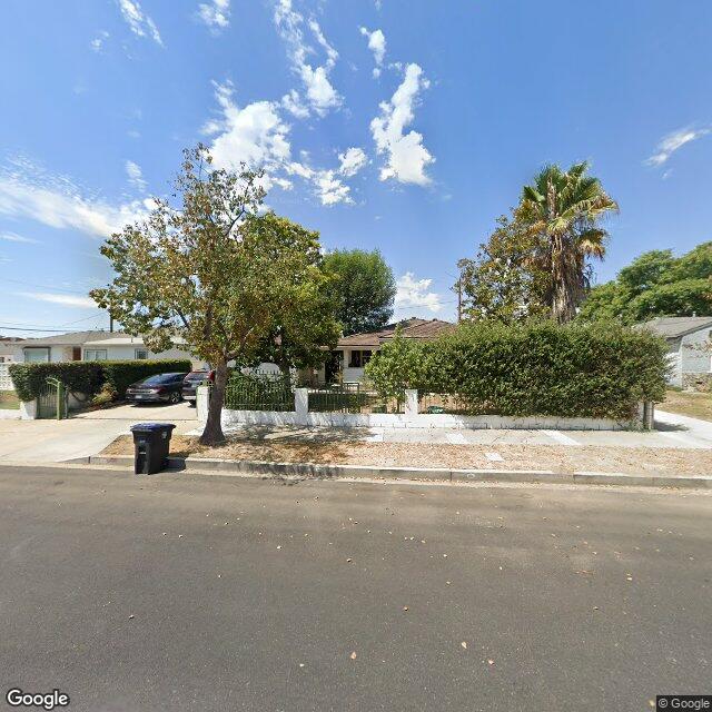 photo of 2113 N DYMOND ST BURBANK CA 91505