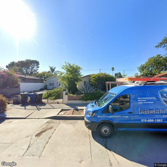 photo of 5753 CRANER AVE LOS ANGELES CA 91601