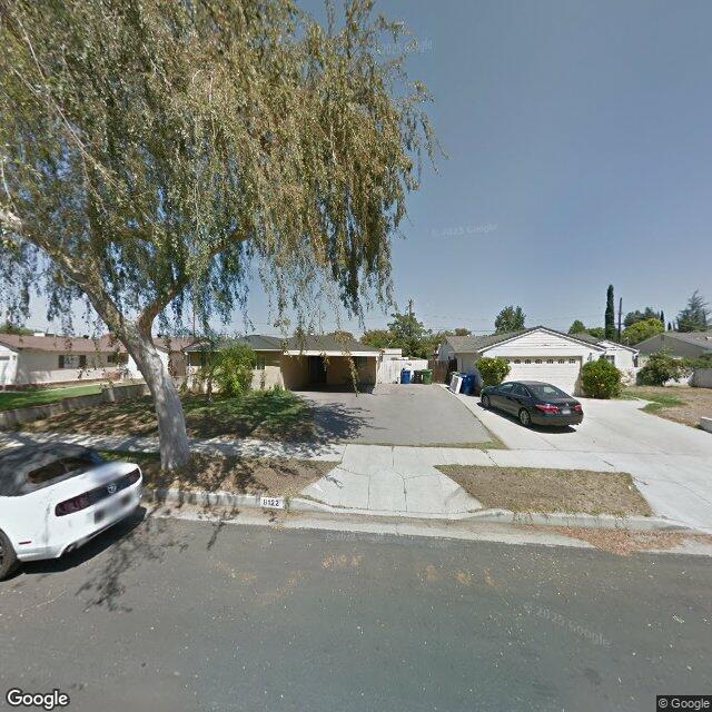 photo of 8122 MAYNARD AVE LOS ANGELES CA 91304