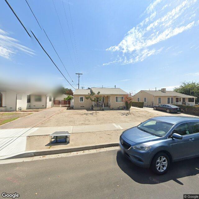 photo of 2104 N DYMOND ST BURBANK CA 91505