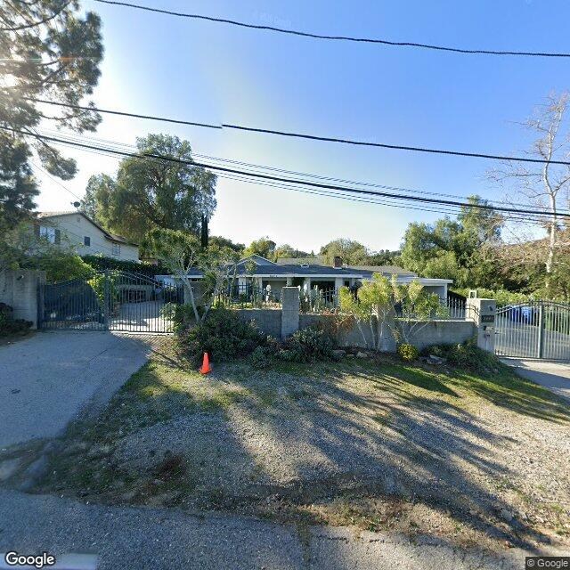 photo of 8461 VALLEY CIRCLE BLVD LOS ANGELES CA 91304