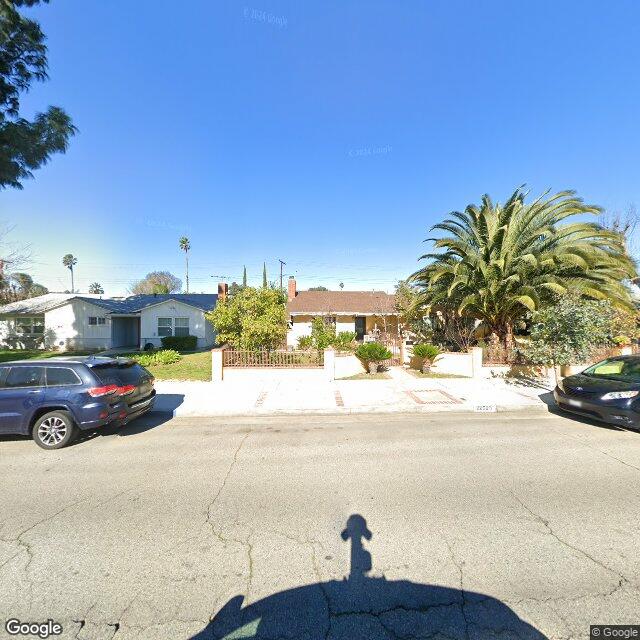 photo of 22523 SATICOY ST LOS ANGELES CA 91307