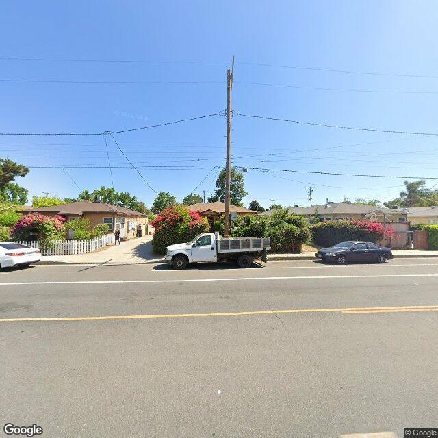 photo of 10530 OXNARD ST LOS ANGELES CA 91606