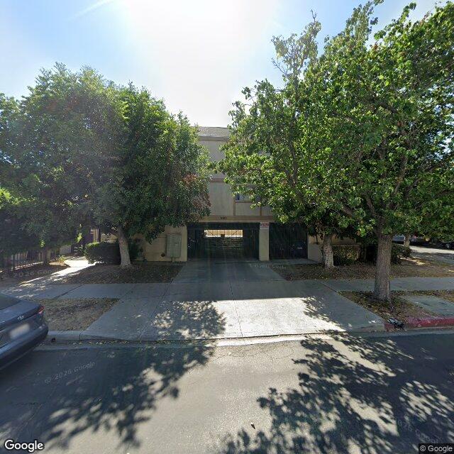 photo of 5269 SATSUMA AVE LOS ANGELES CA 91601