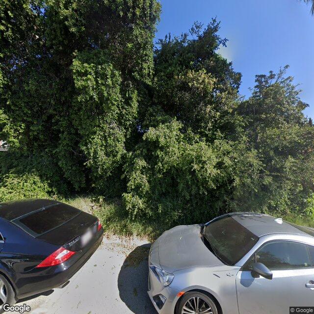 photo of 10733 LANDALE ST LOS ANGELES CA 91602