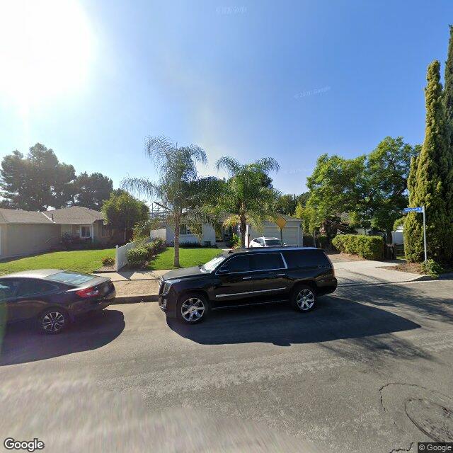 photo of 10450 CALIFA ST LOS ANGELES CA 91601