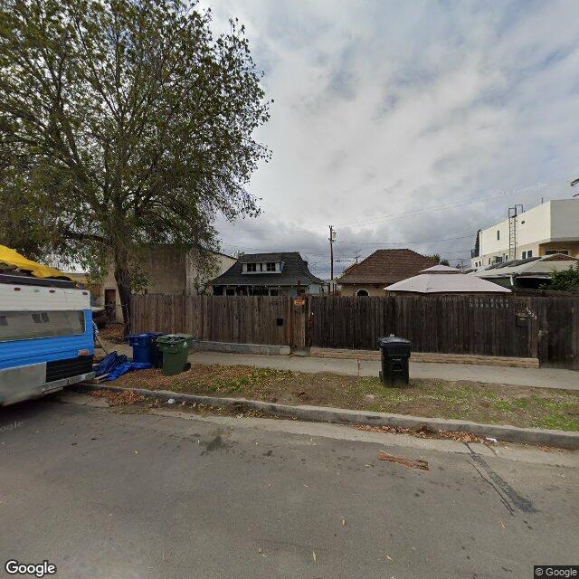 photo of 5621 WHITNALL HWY LOS ANGELES CA 91601