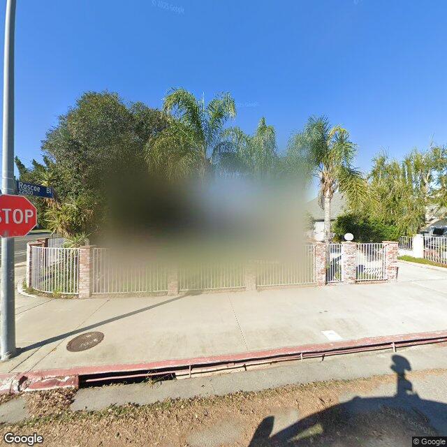 photo of 8301 CAPISTRANO AVE LOS ANGELES CA 91304