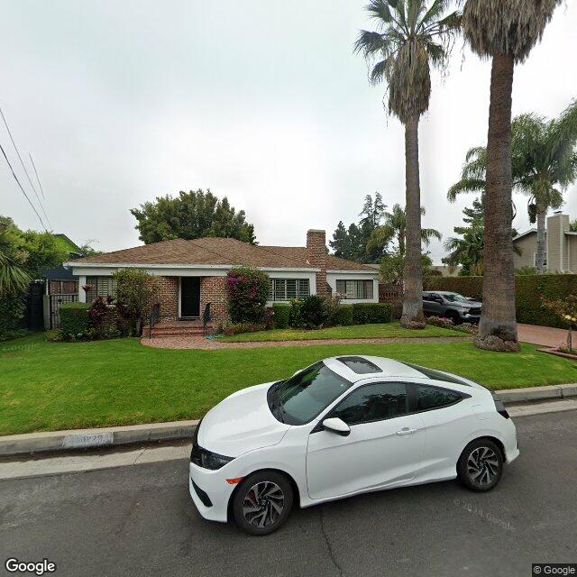 photo of 4623 CLYBOURN AVE LOS ANGELES CA 91602