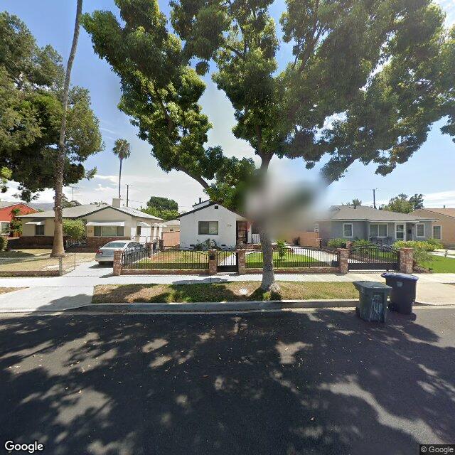 photo of 2136 N ROSE ST BURBANK CA 91505