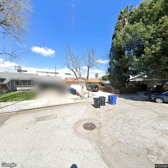 photo of 8236 GLADE AVE LOS ANGELES CA 91304