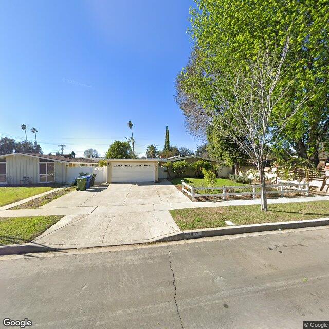 photo of 7807 CAPISTRANO AVE LOS ANGELES CA 91304