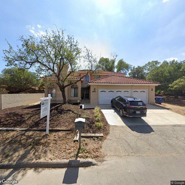 photo of 8855 CHATLAKE DR LOS ANGELES CA 91304