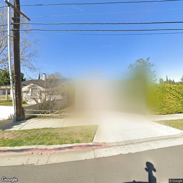 photo of 10225 CAMARILLO ST LOS ANGELES CA 91602