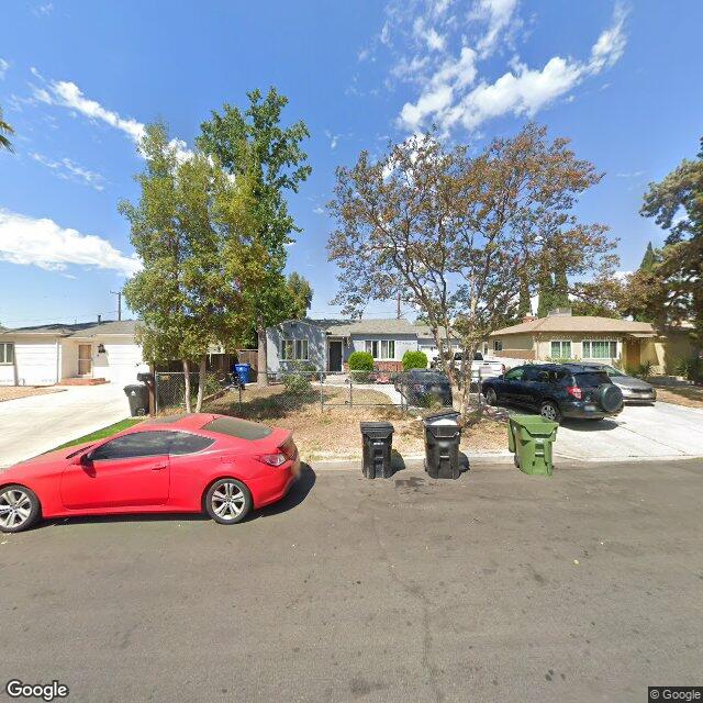 photo of 5845 SATSUMA AVE LOS ANGELES CA 91601