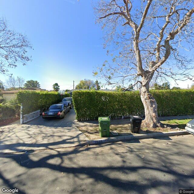 photo of 7933 SAUSALITO AVE LOS ANGELES CA 91304