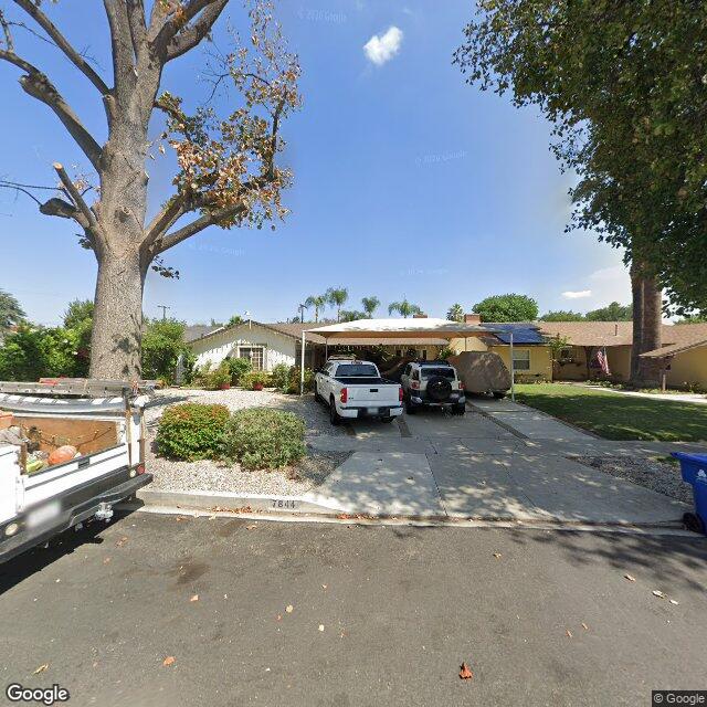 photo of 7844 MOORCROFT AVE LOS ANGELES CA 91304