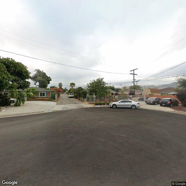 photo of 10725 ARMINTA ST LOS ANGELES CA 91352