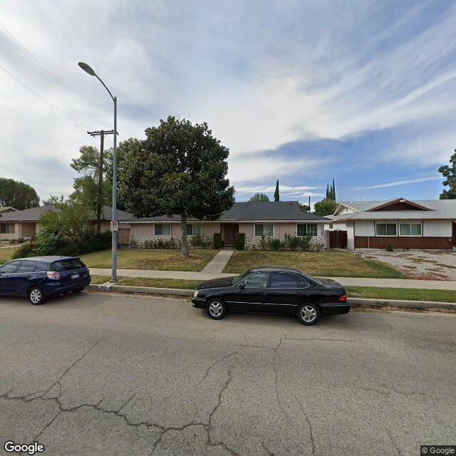 photo of 7913 WOODLAKE AVE LOS ANGELES CA 91304