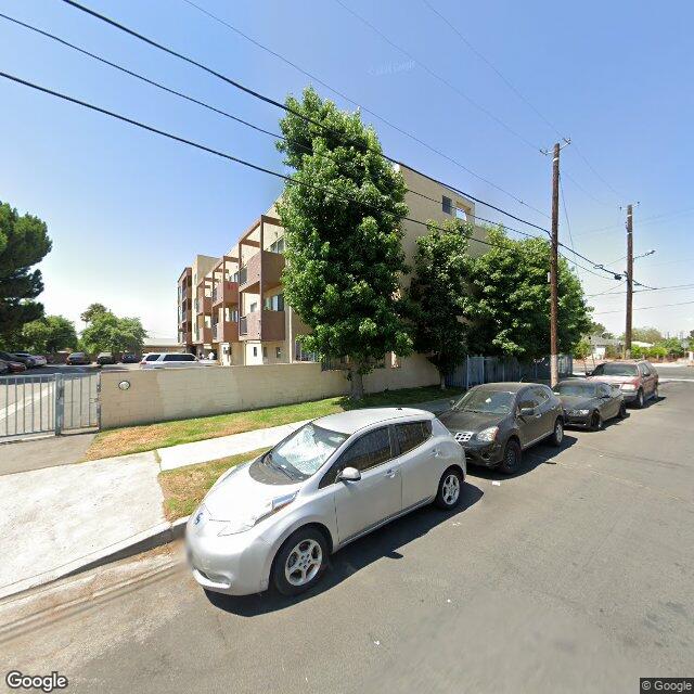 photo of 6660 VINELAND AVE LOS ANGELES CA 91606