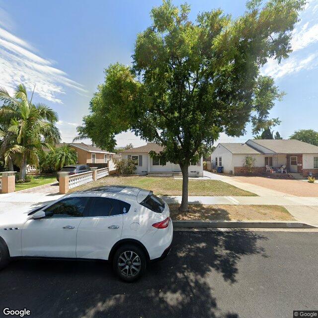 photo of 2212 N VALLEY ST BURBANK CA 91505