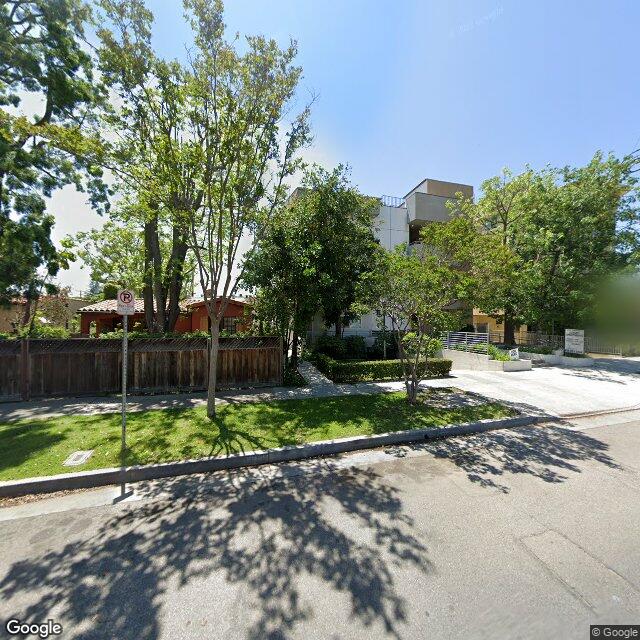 photo of 10756 CAMARILLO ST LOS ANGELES CA 91602