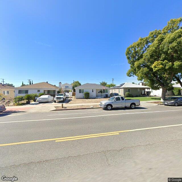 photo of 6461 CLYBOURN AVE LOS ANGELES CA 91606