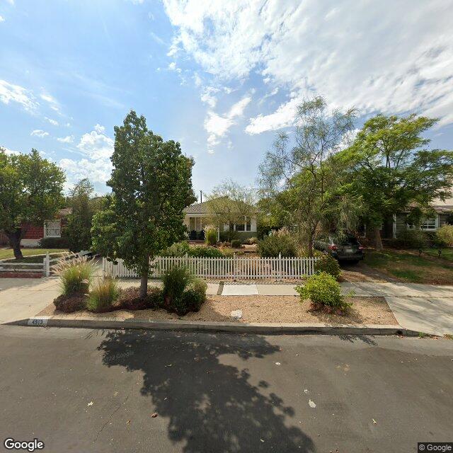 photo of 4913 SANCOLA AVE LOS ANGELES CA 91601