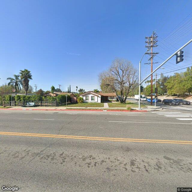 photo of 8247 FALLBROOK AVE LOS ANGELES CA 91304