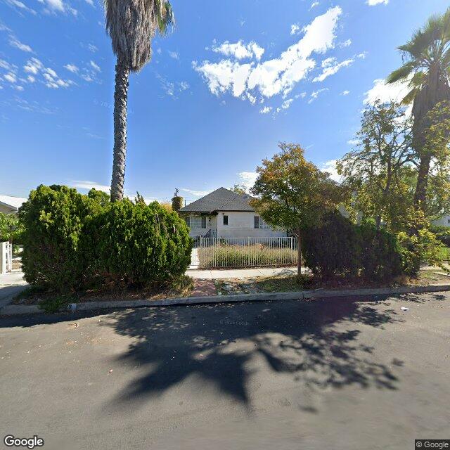 photo of 5528 WILLOWCREST AVE LOS ANGELES CA 91601