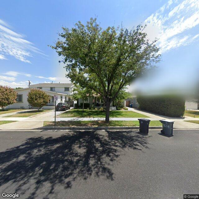photo of 2124 N VALLEY ST BURBANK CA 91505