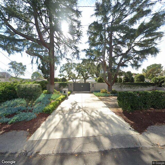 photo of 10444 CAMARILLO ST LOS ANGELES CA 91602