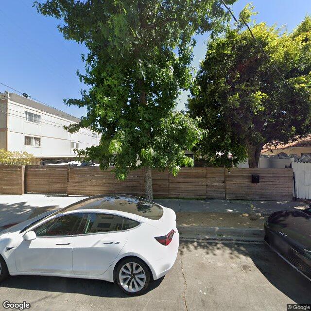 photo of 10868 WEDDINGTON ST LOS ANGELES CA 91601