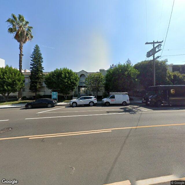 photo of 10222 CAMARILLO ST LOS ANGELES CA 91602