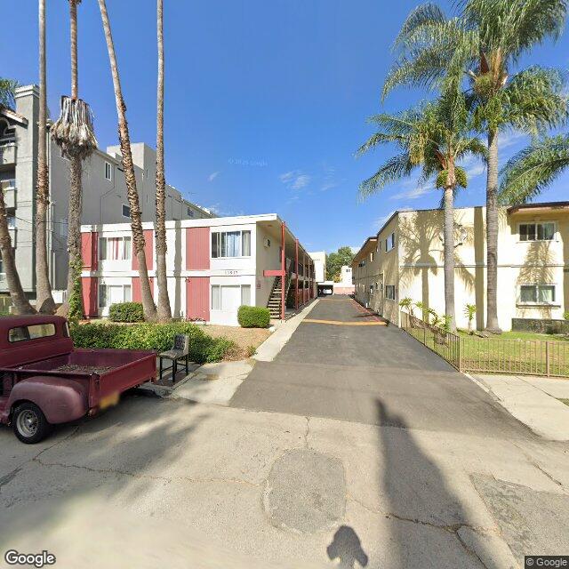 photo of 10917 BLIX ST LOS ANGELES CA 91602