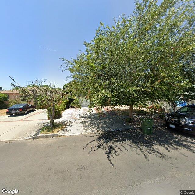 photo of 7315 CLEON AVE LOS ANGELES CA 91352