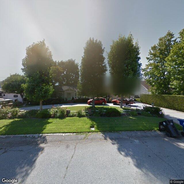 photo of 4727 ARCOLA AVE LOS ANGELES CA 91602