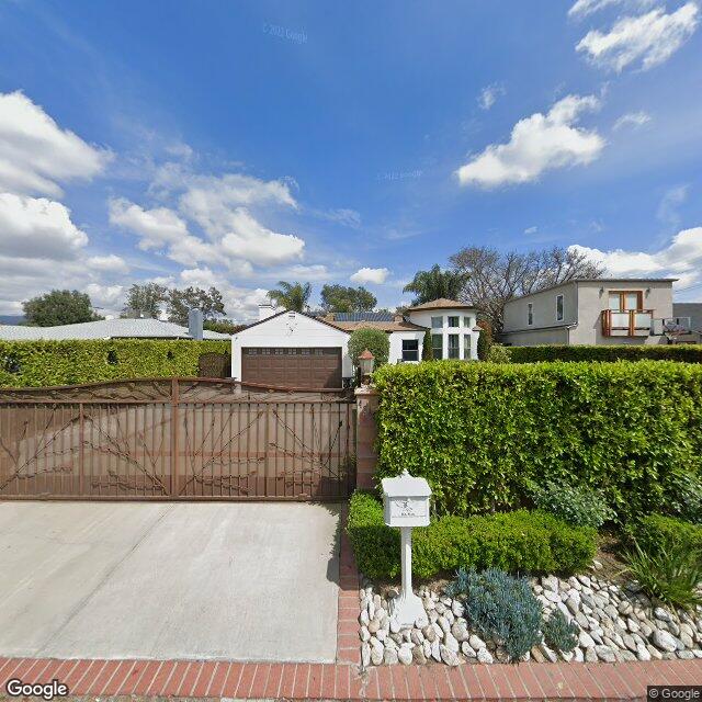 photo of 4818 LEDGE AVE LOS ANGELES CA 91601