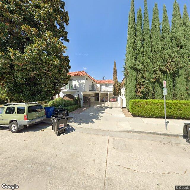 photo of 10725 BLOOMFIELD ST LOS ANGELES CA 91602