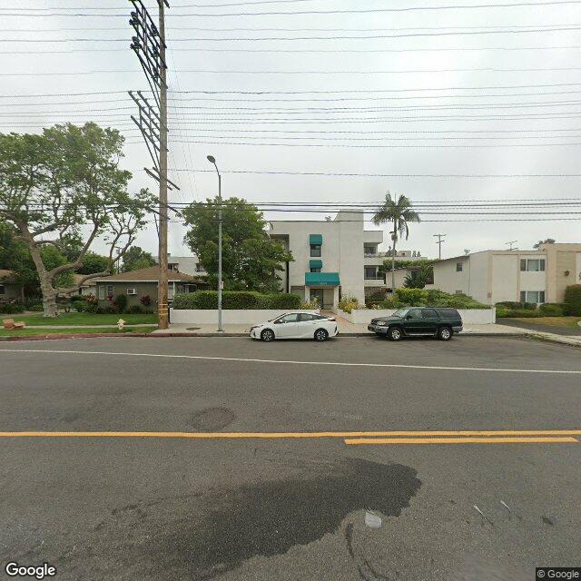 photo of 10861 MOORPARK ST 111 LOS ANGELES CA 91602