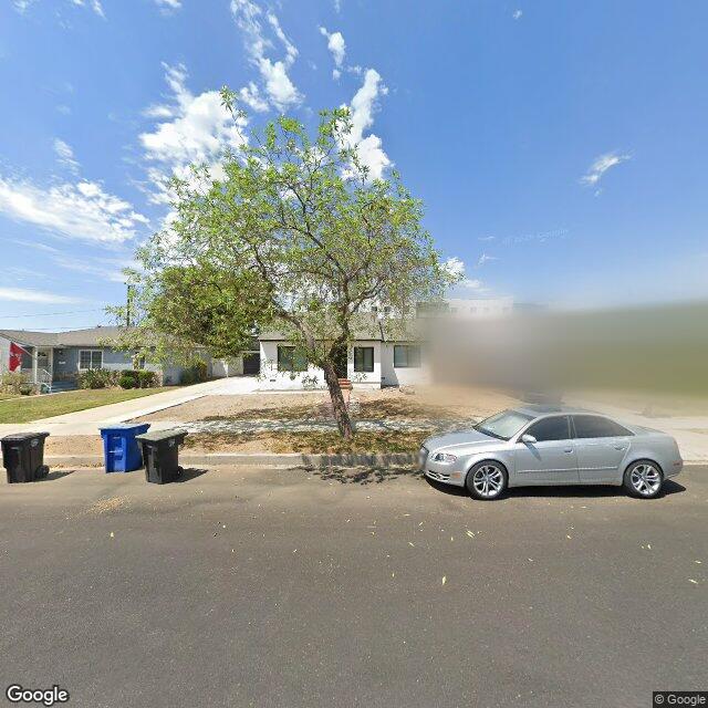 photo of 2121 N DYMOND ST BURBANK CA 91505