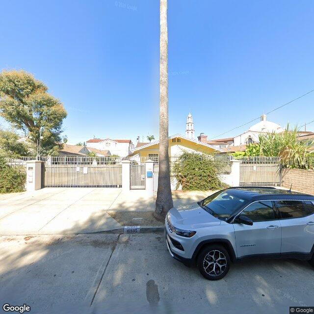 photo of 10839 BLOOMFIELD ST LOS ANGELES CA 91602
