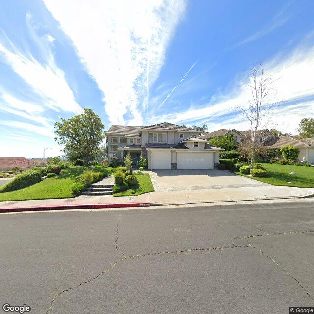 photo of 7648 PENOBSCOT DR LOS ANGELES CA 91304