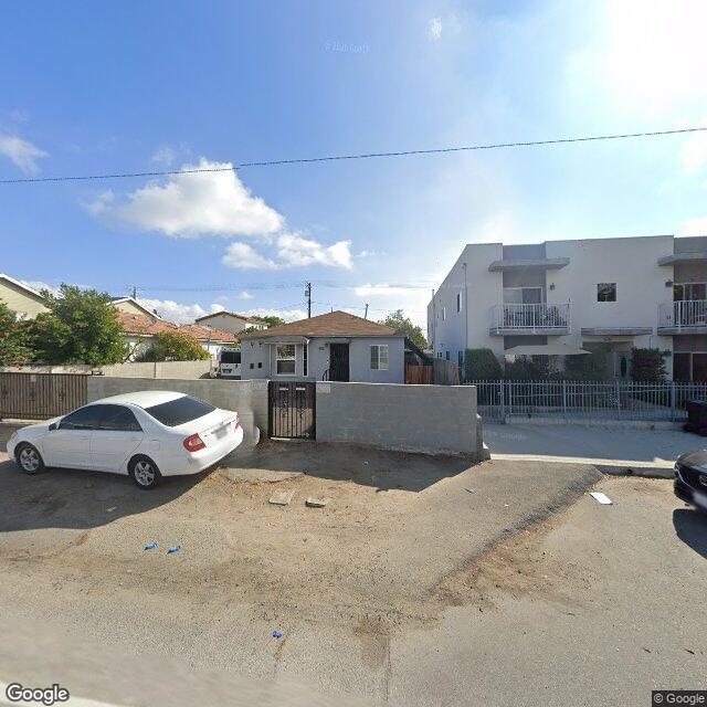 photo of 5918 VINELAND AVE LOS ANGELES CA 91601