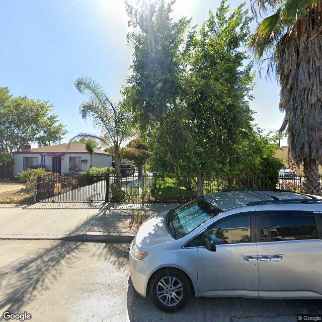 photo of 5633 CRANER AVE LOS ANGELES CA 91601